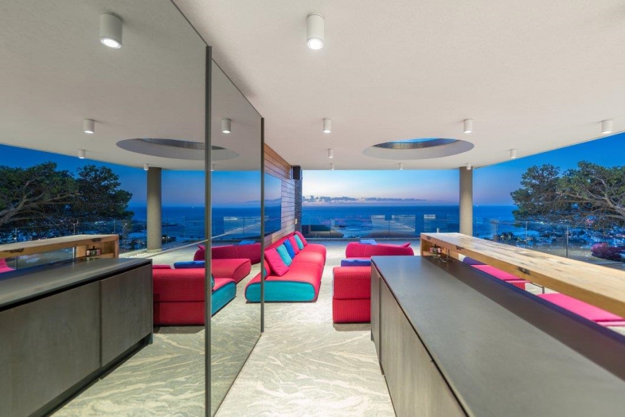 4 Bedroom Property for Sale in Camps Bay Western Cape